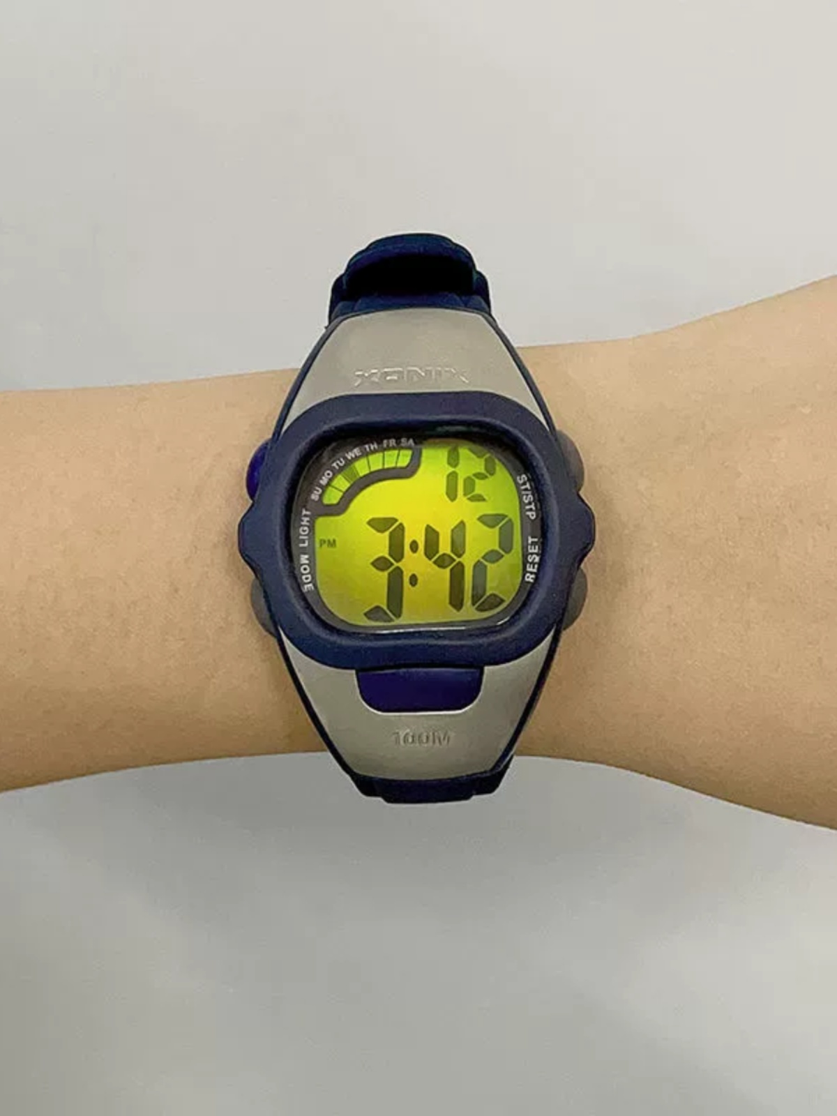 Outdoor Sport Watch - นาฬิกาอิเล็กทรอนิกส์ XONIX สำหรับผู้ชาย นักเรียนมัธยมต้น กันน้ำลึก 100